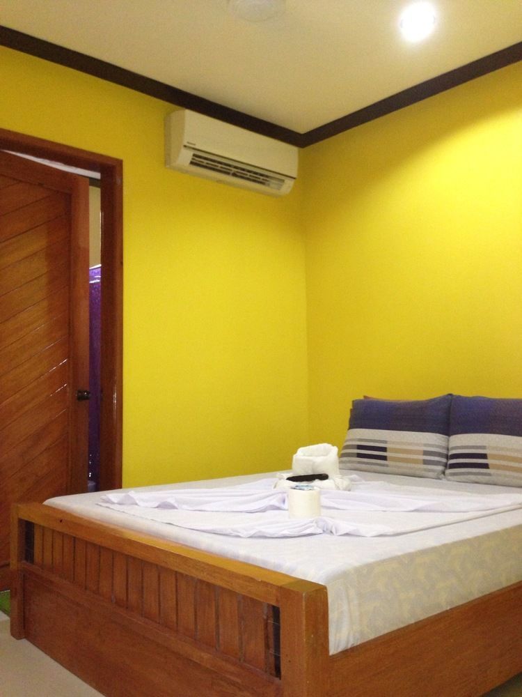 Citrine Travel Lodge Эль-Нидо Экстерьер фото