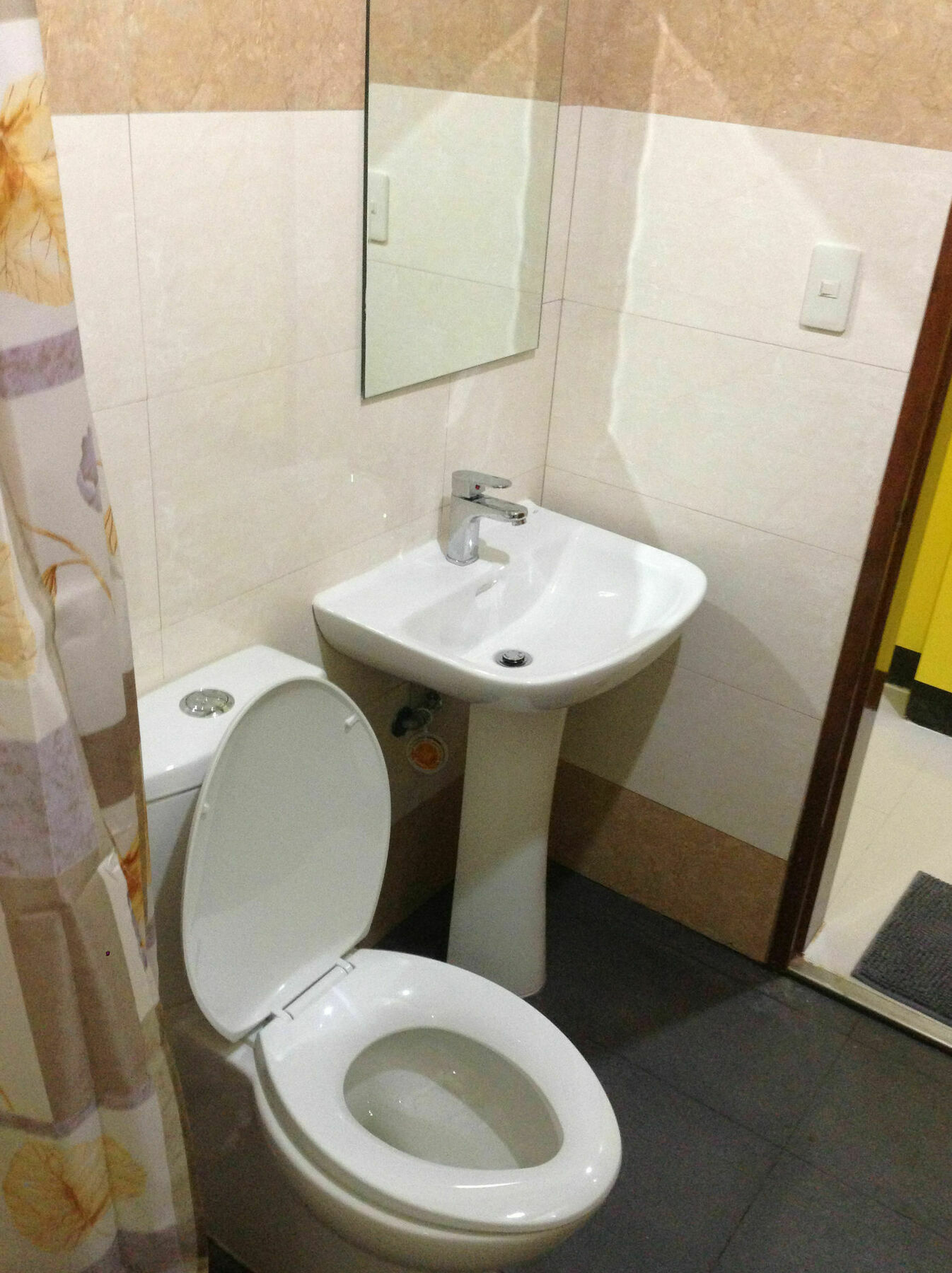 Citrine Travel Lodge Эль-Нидо Экстерьер фото